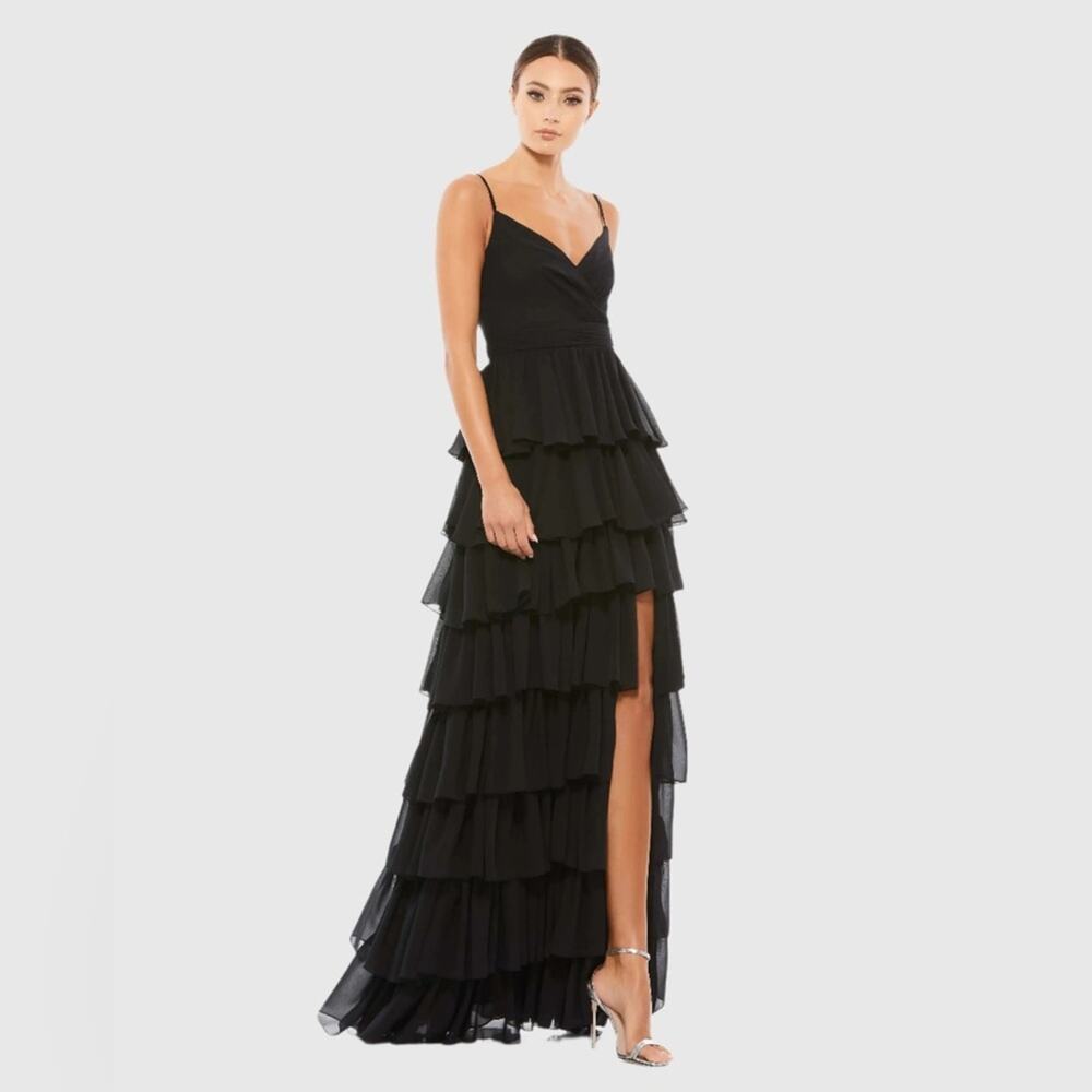 IEENA for Mac Duggal Black V-Neck Sleeveless Gown with Ruffled Skirt, size 4 NWT